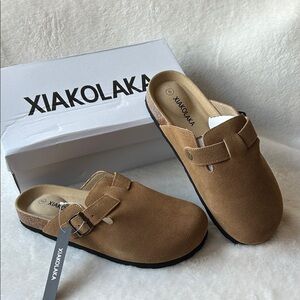 Xiakolaka Brown Slip-On Clogs NWT size 8